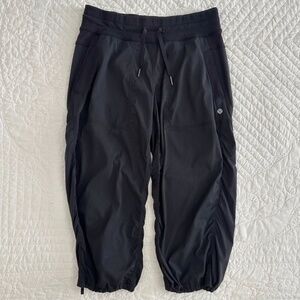 Lululemon Dance Studio Crop Pant Jogger Unlined Black Women’s Size 8